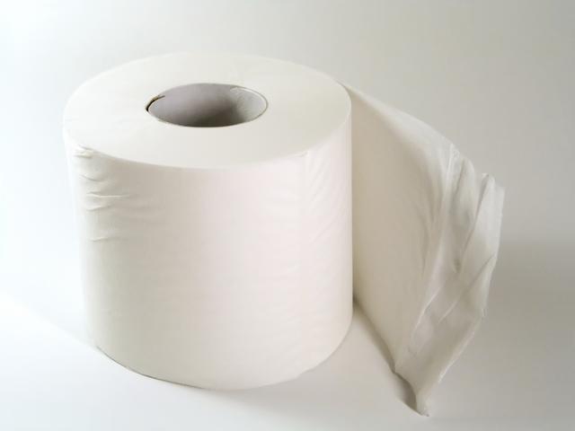 Как делают туалетную бумагу (видео)